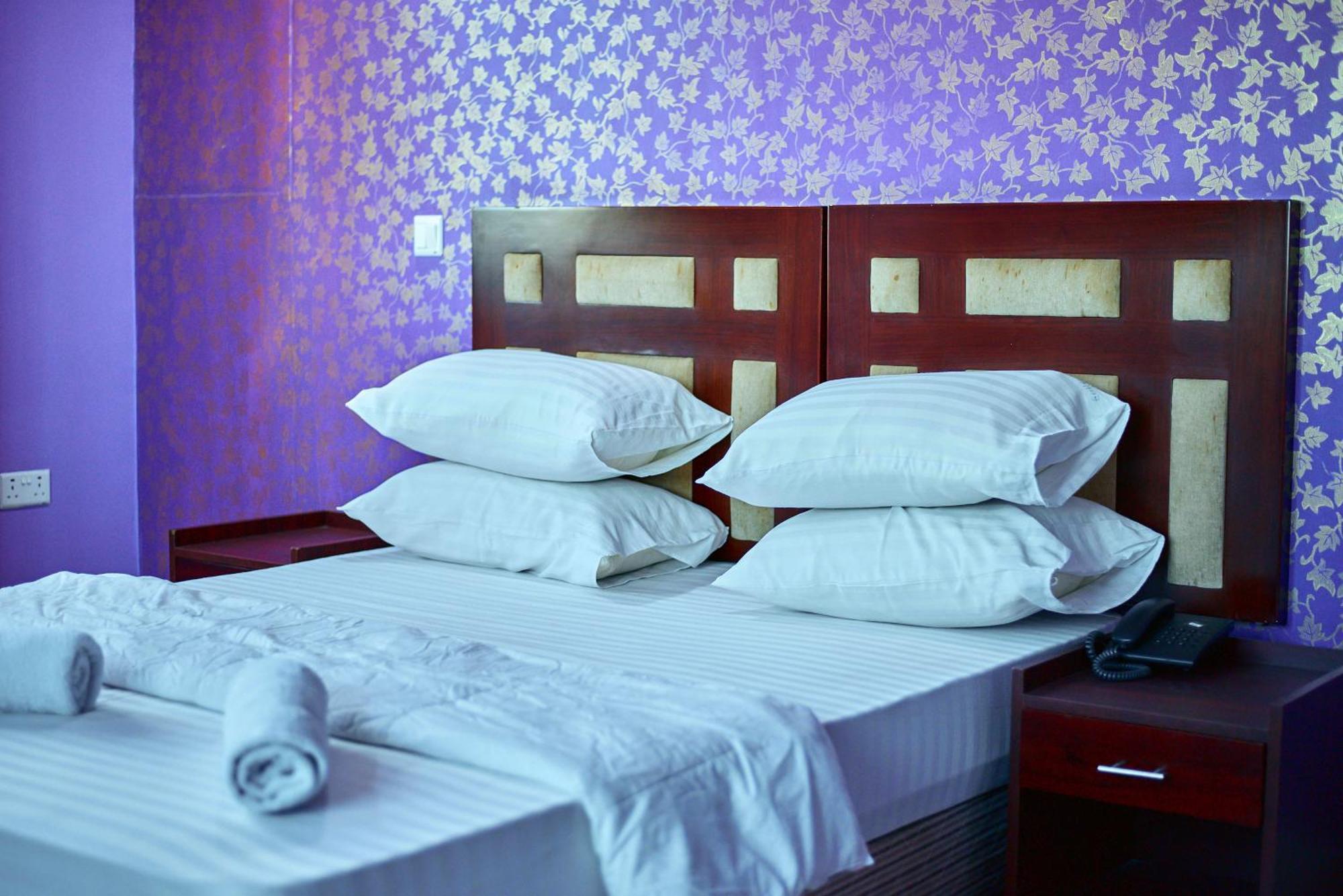 Euro Hotel And Apartments Dár Al-Szalám Kültér fotó