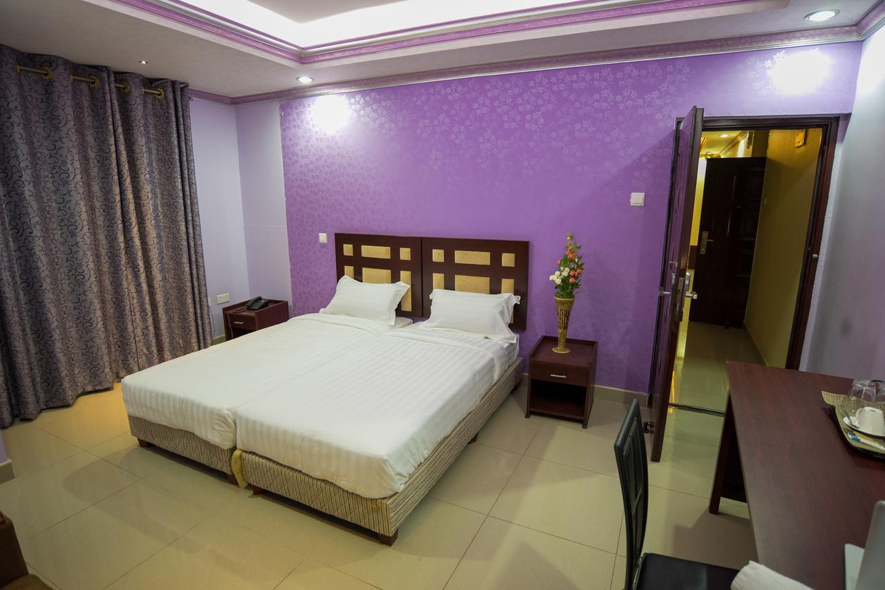Euro Hotel And Apartments Dár Al-Szalám Kültér fotó