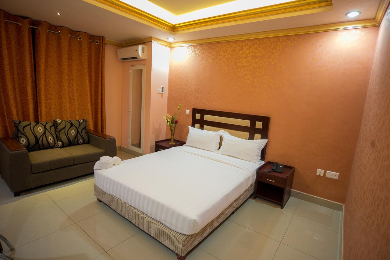 Euro Hotel And Apartments Dár Al-Szalám Kültér fotó